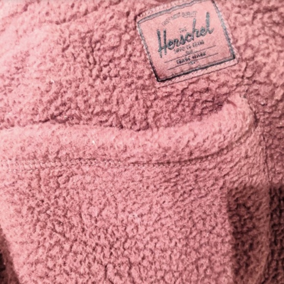 Hershel Supply Co. Sherpa Jogger. - Picture 4 of 6